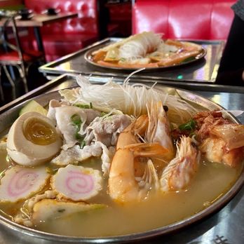 Hi Pot - Bethlehem - Kimchi hot pot - Taiwanese Near Me - Bethlehem, Pennsylvania Hi Pot - Bethlehem - Kimchi hot pot - Taiwanese Near Me - Bethlehem, Pennsylvania