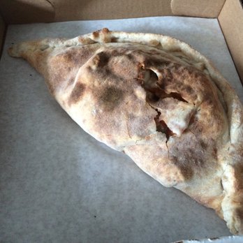 California Pizza - Calzone San Andreas - Pizza Near Me - Montreal, Quebec California Pizza - Calzone San Andreas - Pizza Near Me - Montreal, Quebec