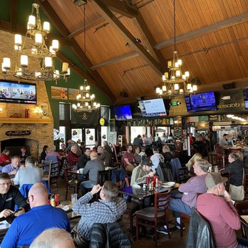 Mo's Irish Pub - Plenty of room. - Irish Near Me - Wauwatosa, Wisconsin Mo's Irish Pub - Plenty of room. - Irish Near Me - Wauwatosa, Wisconsin