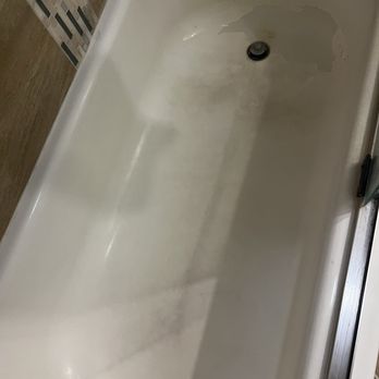 DoubleTree by Hilton Hotel Jacksonville Riverfront - Broken tub - Hotels Near Me - Jacksonville, Florida DoubleTree by Hilton Hotel Jacksonville Riverfront - Broken tub - Hotels Near Me - Jacksonville, Florida