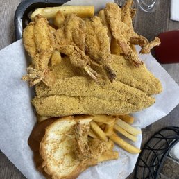 #7 - 2 pc Catfish 6 pc Shrimp #7 - 2 pc Catfish 6 pc Shrimp