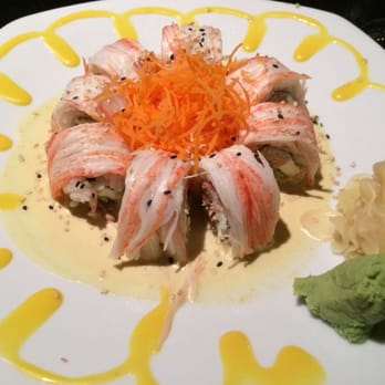 Cowtown Sushi - Snow White Roll - Sushi Bars Near Me - Southlake, Texas Cowtown Sushi - Snow White Roll - Sushi Bars Near Me - Southlake, Texas