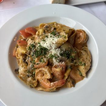 Bella Siena - Pappardelle allo zafferano - Italian Near Me - Benicia, California