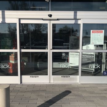 Nordstrom Rack - Front Door Entrance - Department Stores Near Me - Long Beach, California