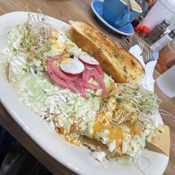 Sabor a Cielo - Chilaquiles Benedict