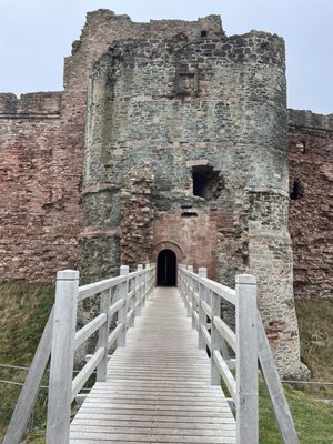Tantallon Castle by null