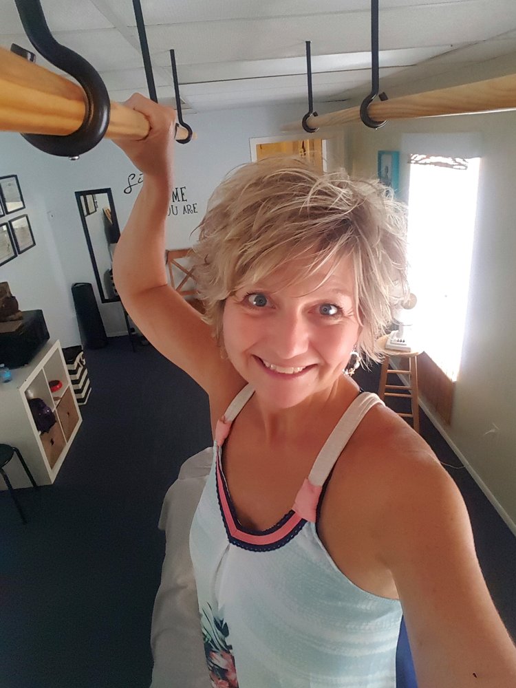 SUNNY SOLE BAREFOOT MASSAGE Cincinnati, Ohio Massage Phone Number