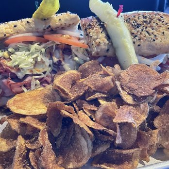 Tolly's Gastropub - Pizza Near Me - Greenville, Ohio