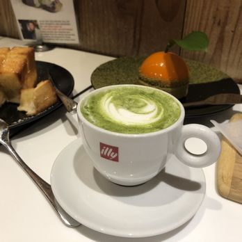 Spot Dessert Bar - Desserts Near Me - Flushing, New York
