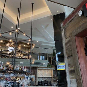 Wood Stack Pizza Kitchen - Metuchen - Bar area - Pizza Near Me - Metuchen, New Jersey Wood Stack Pizza Kitchen - Metuchen - Bar area - Pizza Near Me - Metuchen, New Jersey