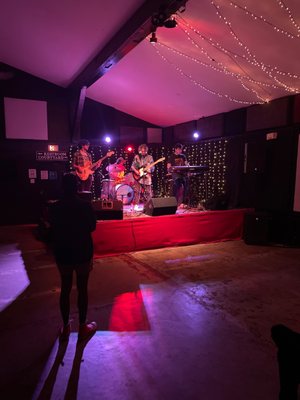 The East Room by null