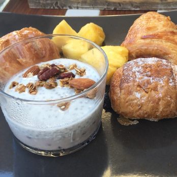 La Hiki - Parfait and mini croissants - Breakfast & Brunch Near Me - Kapolei, Hawaii La Hiki - Parfait and mini croissants - Breakfast & Brunch Near Me - Kapolei, Hawaii