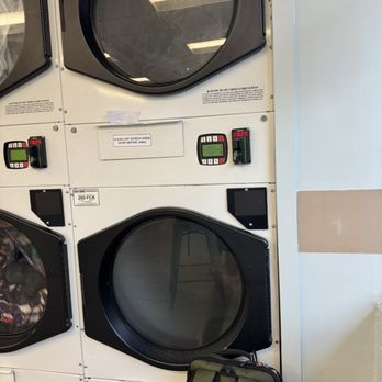 Tremont Street Laudromat - Laundromat Near Me - Boston, Massachusetts Tremont Street Laudromat - Laundromat Near Me - Boston, Massachusetts