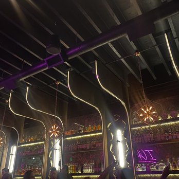 Azabu  - Beautiful bar area w exceptional drinks! - Japanese Near Me - Whittier, California
