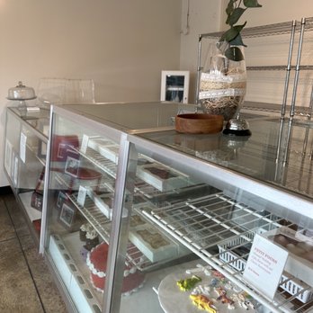 Swiss Confectionery - a counter with a variety of pastries - Bakeries Near Me - New Orleans, Louisiana Swiss Confectionery - a counter with a variety of pastries - Bakeries Near Me - New Orleans, Louisiana