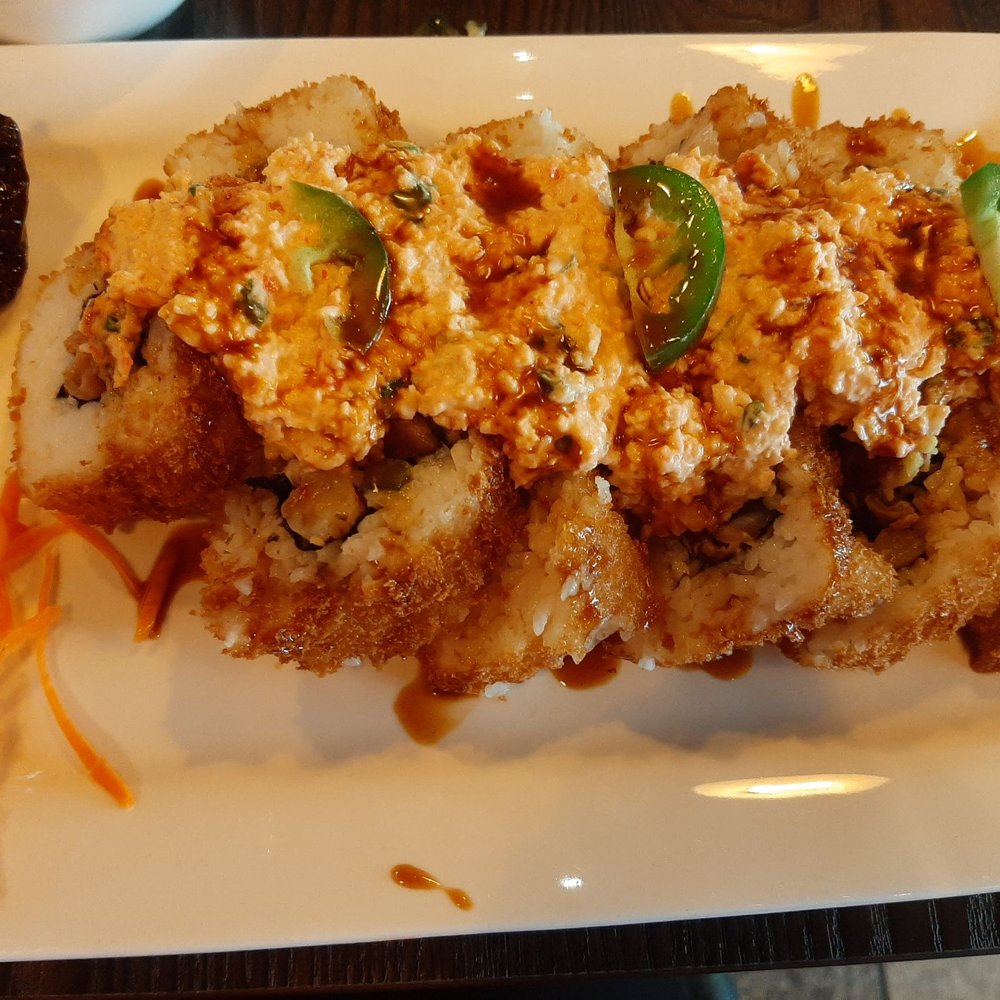 Nuerto roll. Supposed to be spicy, but it's not spicy at all. So it's safe to order if you don't like spicy food.