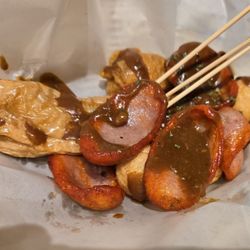 Cafe De Hong Kong - HK style street food. 6/10.