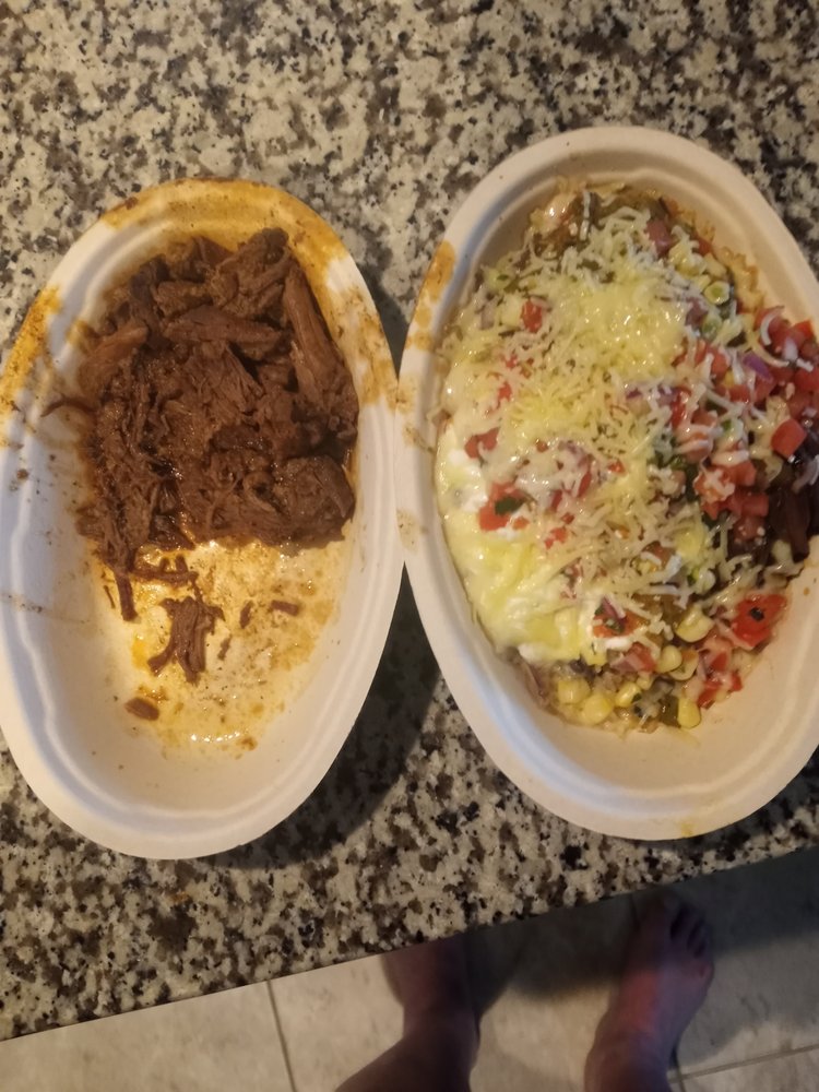 CHIPOTLE MEXICAN GRILL OPENING SOON Updated September 2024 1495 W