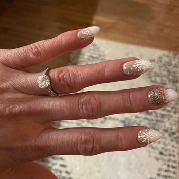 Elite Nails - Here comes xmas - Nail Salons Near Me - Columbus, Ohio