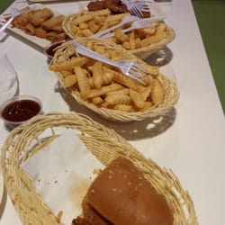 南華體育會保齡球場館