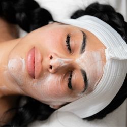 Skins Beauty Vault - Facial Treatment great for anybody no matter what age you are