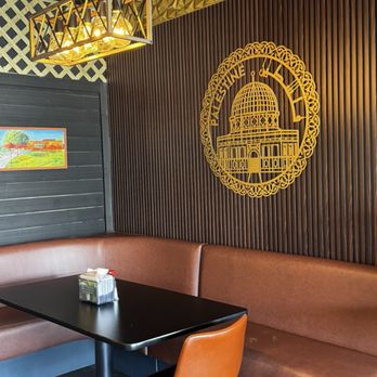 Hummus and Pita - Seating area - Mediterranean Near Me - Overland Park, Kansas Hummus and Pita - Seating area - Mediterranean Near Me - Overland Park, Kansas