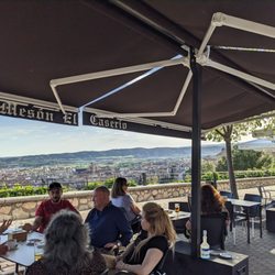 Meson El Caserio - The view with other patrons.