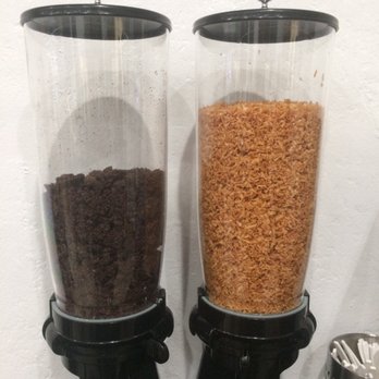ICICLES - Toppings dispenser with oreo crumbs - Ice Cream & Frozen Yogurt Near Me - San Mateo, California ICICLES - Toppings dispenser with oreo crumbs - Ice Cream & Frozen Yogurt Near Me - San Mateo, California
