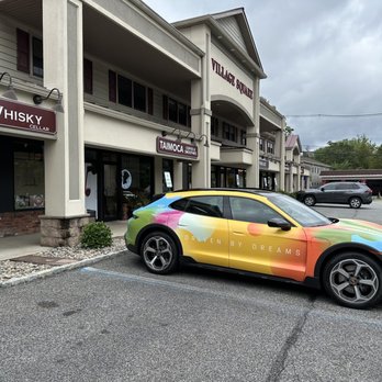 Taimoca - Parking lot entrance - Coffee & Tea Near Me - West Nyack, New York