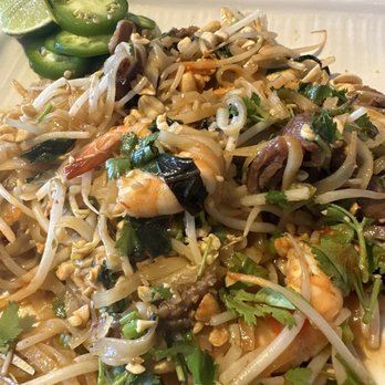 Saigon Pho - Pad Thai Combo (Rice Noodle) yummy yum!!! - Vietnamese Near Me - Tomball, Texas Saigon Pho - Pad Thai Combo (Rice Noodle) yummy yum!!! - Vietnamese Near Me - Tomball, Texas