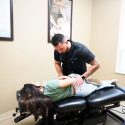 Complete Chiropractic Health - Adjustment