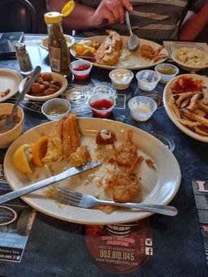 Huck's Catfish by null