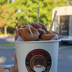 Baby O’s Mini Donuts - Baby o's donuts got glaze, cinnamon and churro they where hot and freshly made churro is the best.