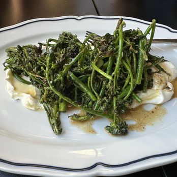 Popoca Oakland - Broccoli asado - Salvadoran Near Me - Oakland, California Popoca Oakland - Broccoli asado - Salvadoran Near Me - Oakland, California