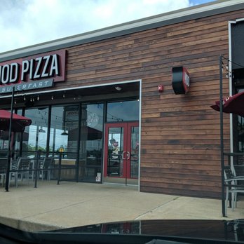 MOD Pizza - Entrance. Several nice, covered outdoor seats as well. - Fast Food Near Me - Dover, Delaware