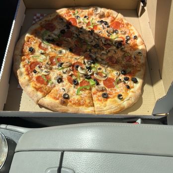 Johnny’s NY Pizzeria - Veggie with Italian sausage and pepperoni. - Pizza Near Me - Rocklin, California