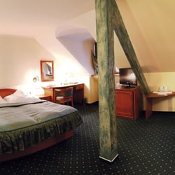 Hotel AGH - Velký dvoulůžkový pokoj - zelený