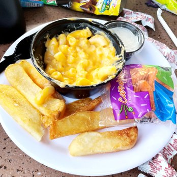 Flo's V8 Cafe - Mack's Mac & Cheese - $7.49, kids ate before I could take a pic :( - Cafes Near Me - Anaheim, California