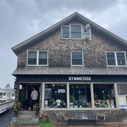 Symmetree - Storefront