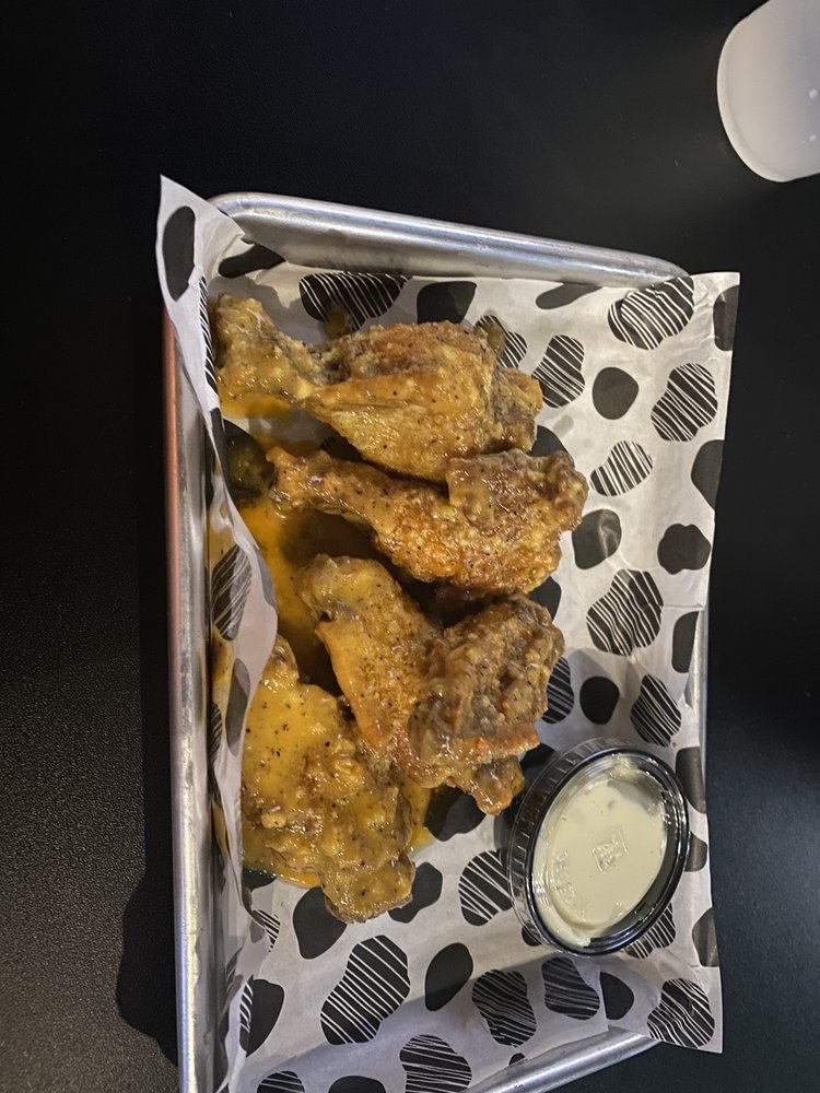 Social spots from Hunt's Annex Lounge