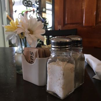 The Middle Fork - Table - Breakfast & Brunch Near Me - Lander, Wyoming