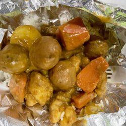 Asian Invasion Food Truck - Chicken Curry