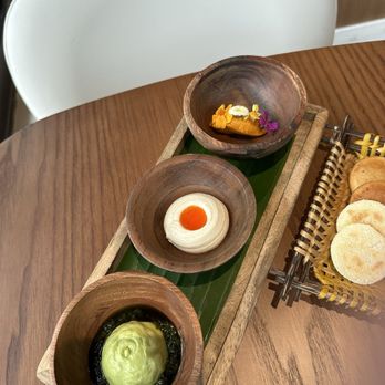 MITA - Diferent dips. Avocado with herbs and more. All of them were amazing! - Vegan Near Me - Washington, DC, District of Columbia