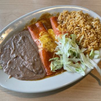 Mama Margies - Cheese Enchilada Plate (no tomatoes) with Corn Tortillas - Mexican Near Me - San Antonio, Texas Mama Margies - Cheese Enchilada Plate (no tomatoes) with Corn Tortillas - Mexican Near Me - San Antonio, Texas