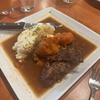 Brooklyn Cafe - Braised short rib - New American Near Me - Atlanta, Georgia