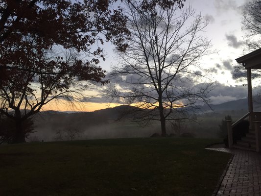 The Inn at Mount Vernon Farm by null