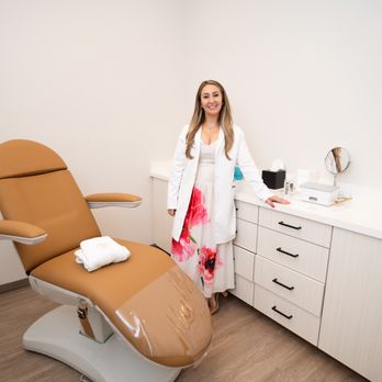 Greenwich Medical Spa at Closter - Jackie Sirgant, MSN, FNP-BC Aesthetic Nurse Pracitioner - Medical Spas Near Me - Closter, New Jersey Greenwich Medical Spa at Closter - Jackie Sirgant, MSN, FNP-BC Aesthetic Nurse Pracitioner - Medical Spas Near Me - Closter, New Jersey