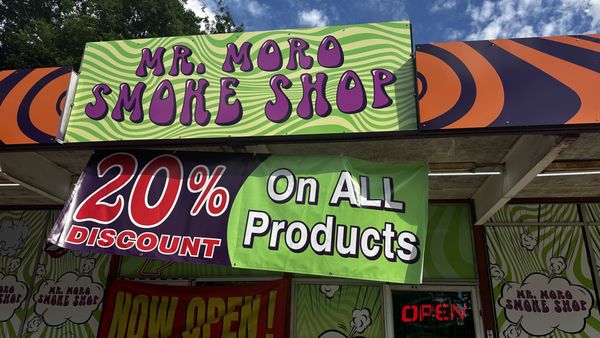 Mr. Moro Smoke Shop by null