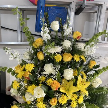 Mimi’s flowers  - Floral Designers Near Me