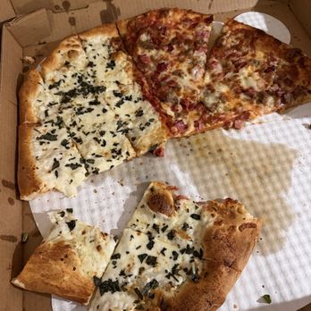 Lil' Ricci's - Large margarita pizza- meat combo - Pizza Near Me - Golden, Colorado Lil' Ricci's - Large margarita pizza- meat combo - Pizza Near Me - Golden, Colorado